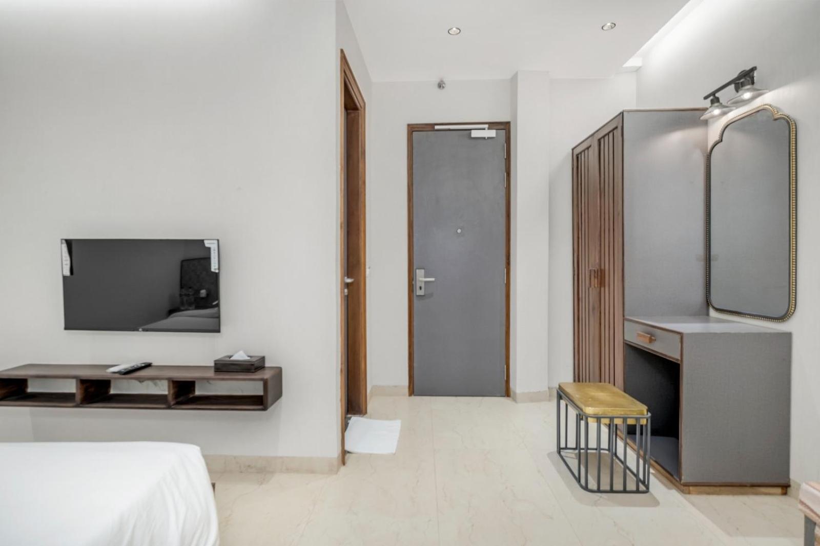 Hari Om Residency 800 Meters From Ram Mandir Ayodhya Hotell Exteriör bild