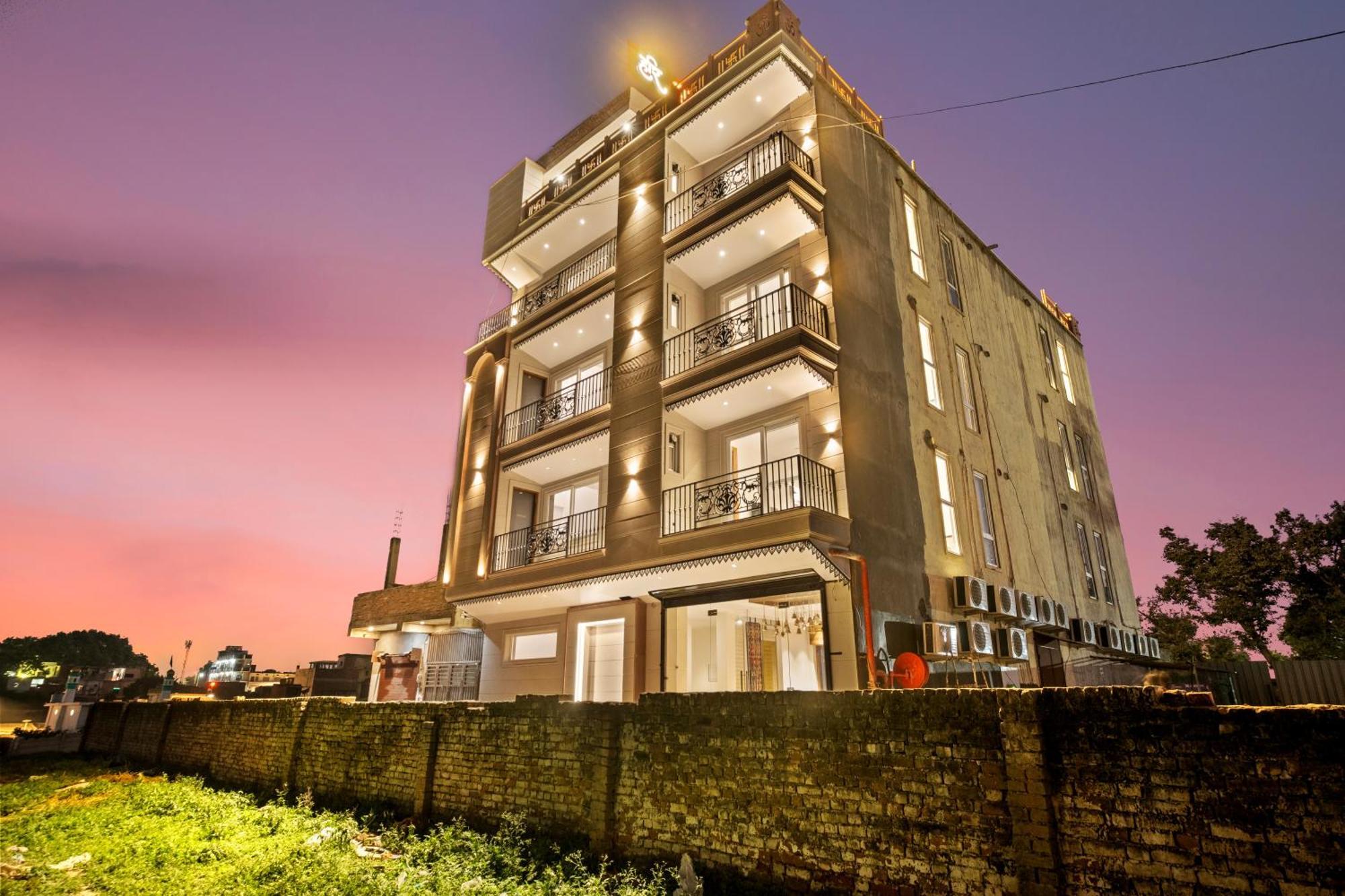 Hari Om Residency 800 Meters From Ram Mandir Ayodhya Hotell Exteriör bild